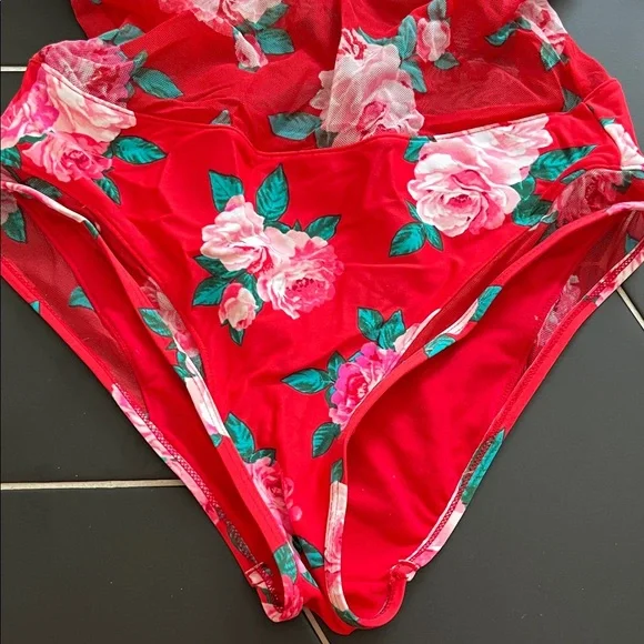 Betsey Johnson mesh bodice Off-Shoulder Swimsuit size small - Picture 6 of 13